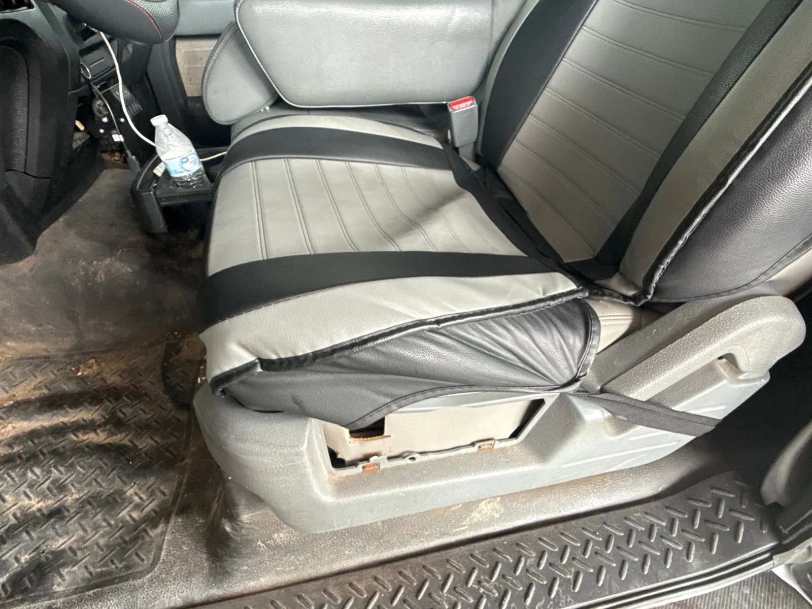 Used 2014 White Ford XL image 15