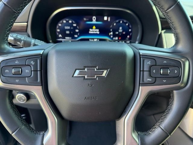 Used 2023 Black Chevrolet Z71 image 16