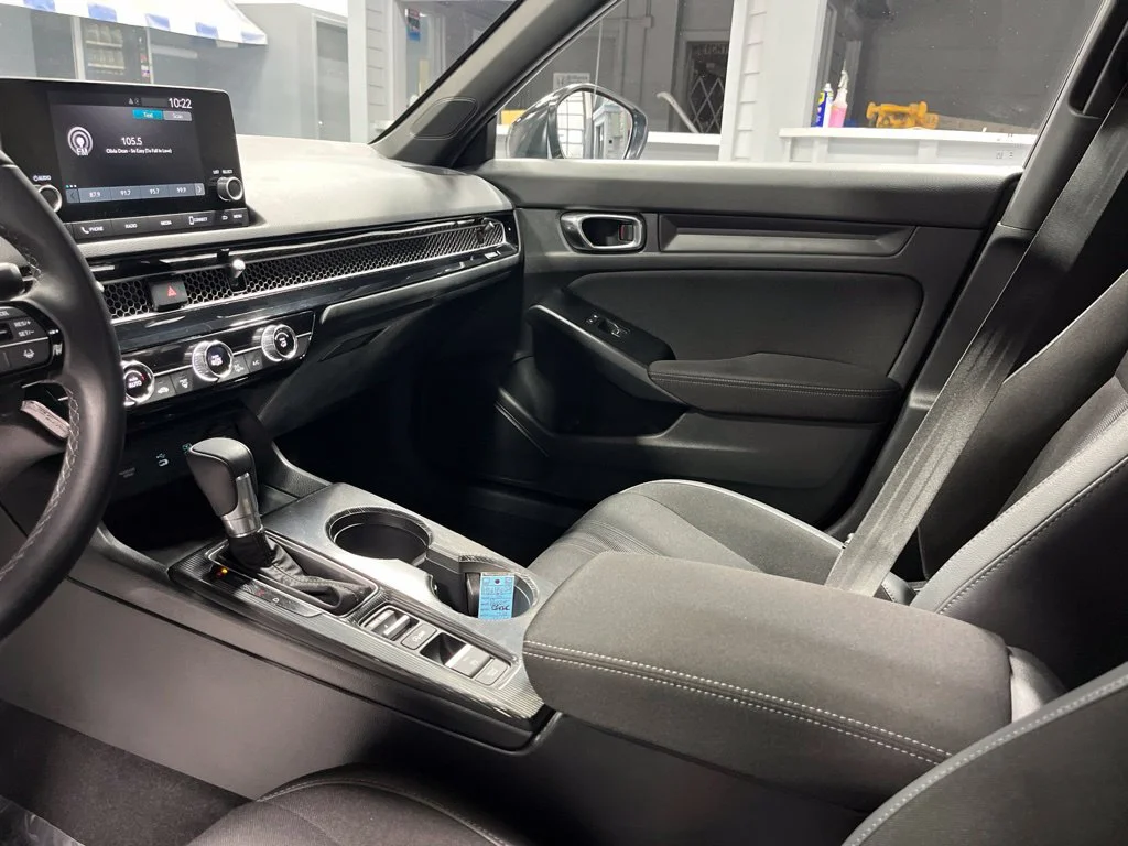 2025 Honda Civic Sport - Photo 14