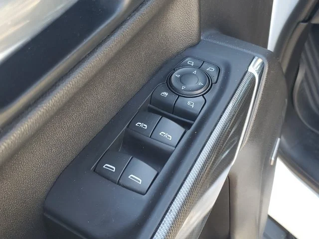 Used 2021 SUMMIT WHITE GMC AT4 image 13