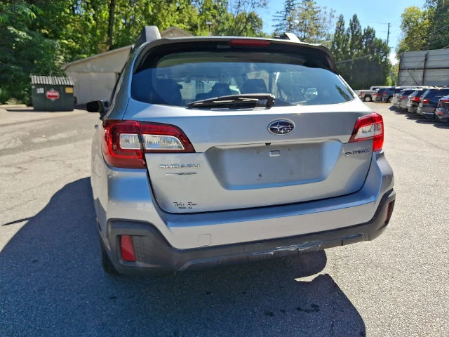Used 2019 Silver Subaru 2.5i image 8