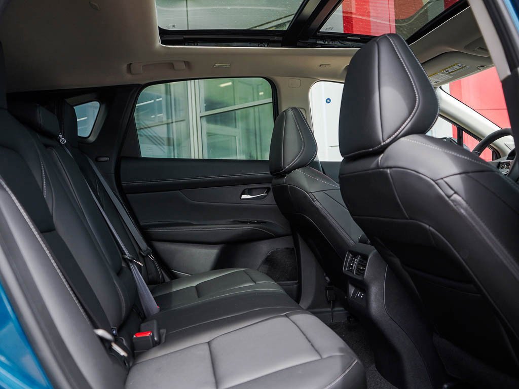 2025 Nissan Murano SL - Photo 13