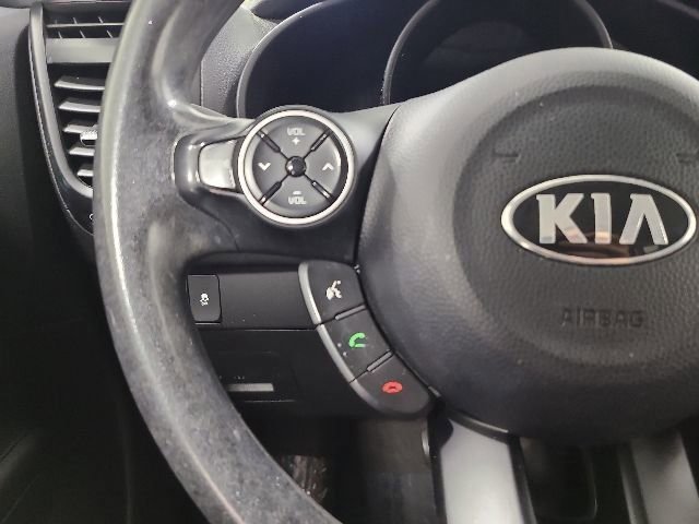 Used 2015 Titanium Gray Kia  image 17