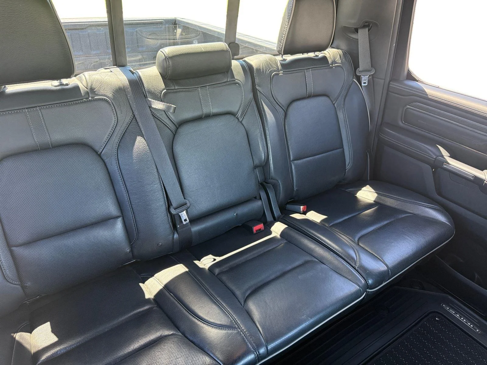 Used 2019 Patriot Blue Pearlcoat Ram Limited image 17
