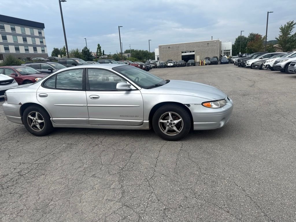 Used 2001 Pontiac Grand Prix GT with VIN 1G2WP52K61F170870 for sale in Traverse City, MI