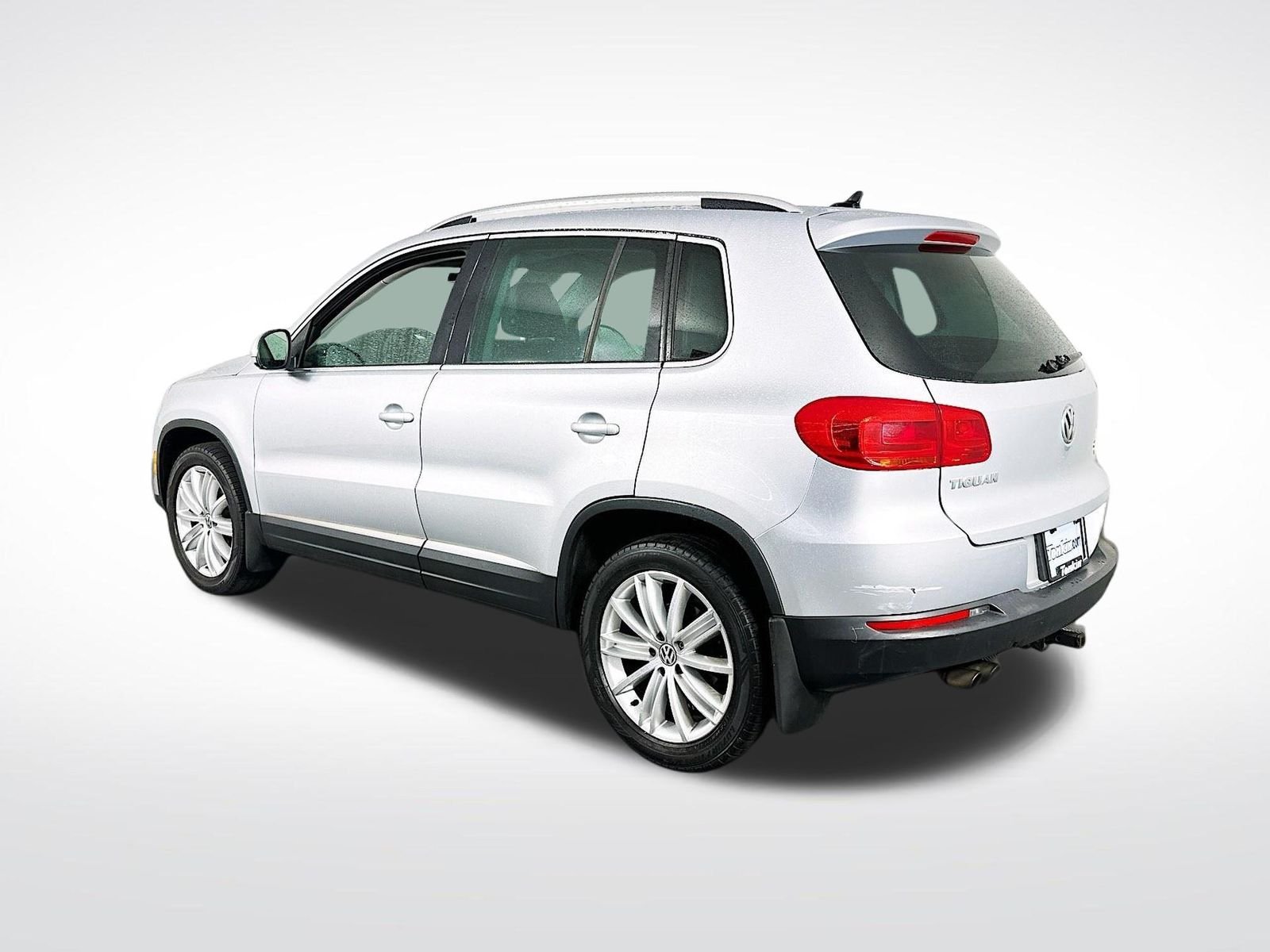 Used 2013 Reflex Silver Metallic Volkswagen SE image 6