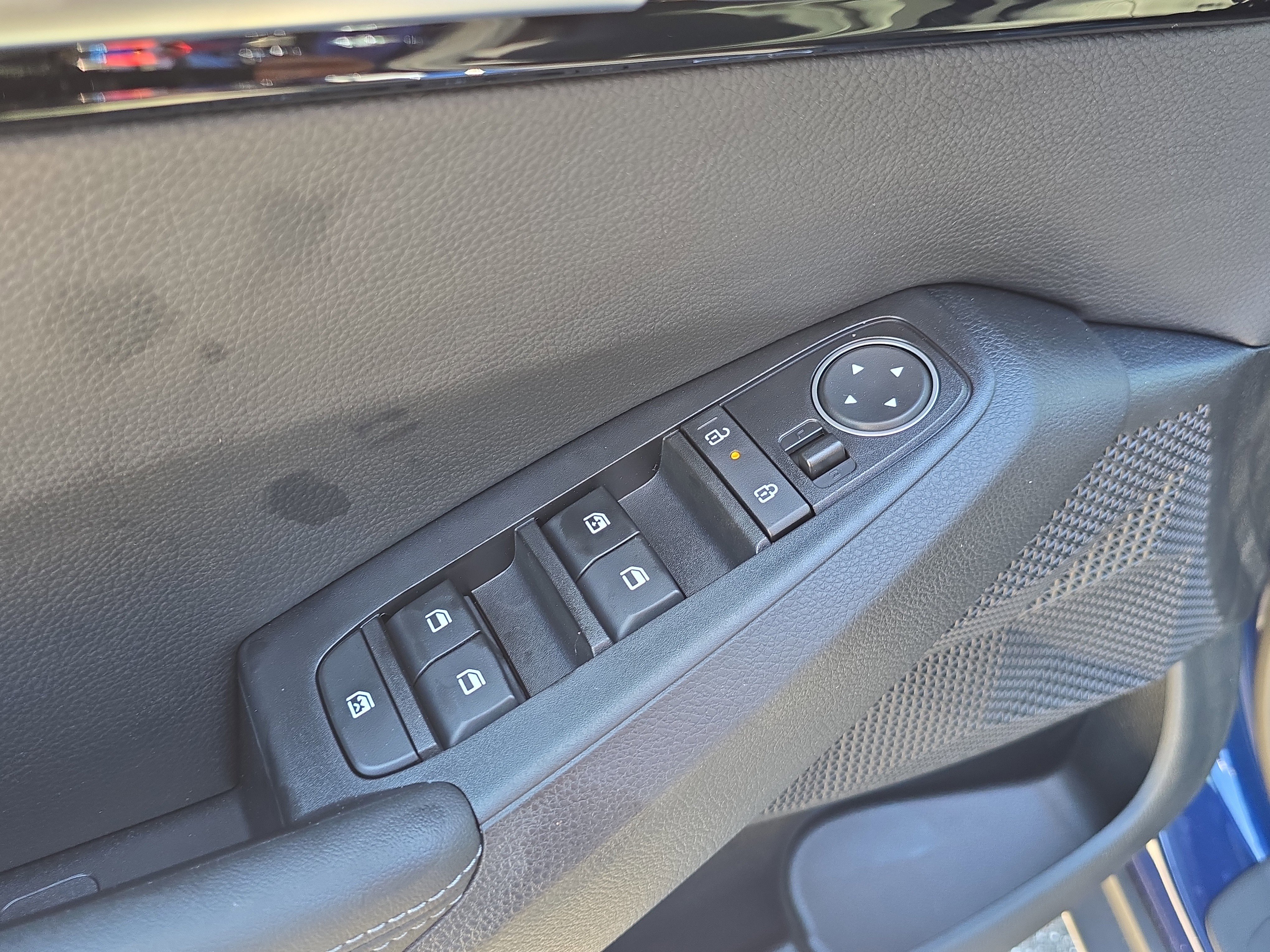 New 2026 Dark Ocean Blue Kia EX image 19