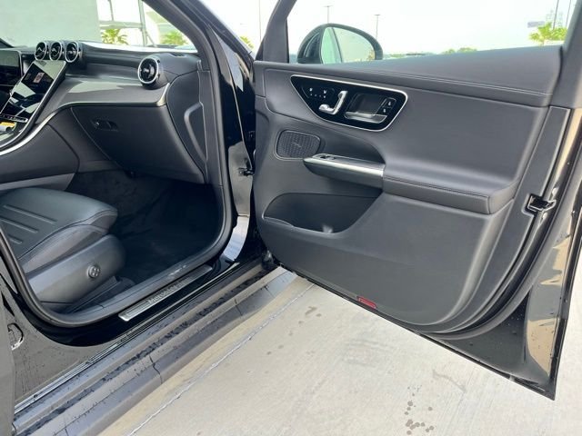 New 2026 Black Mercedes-Benz GLC 300 image 21