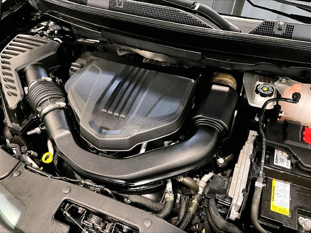 Used 2024 Black Chevrolet Z71 image 36