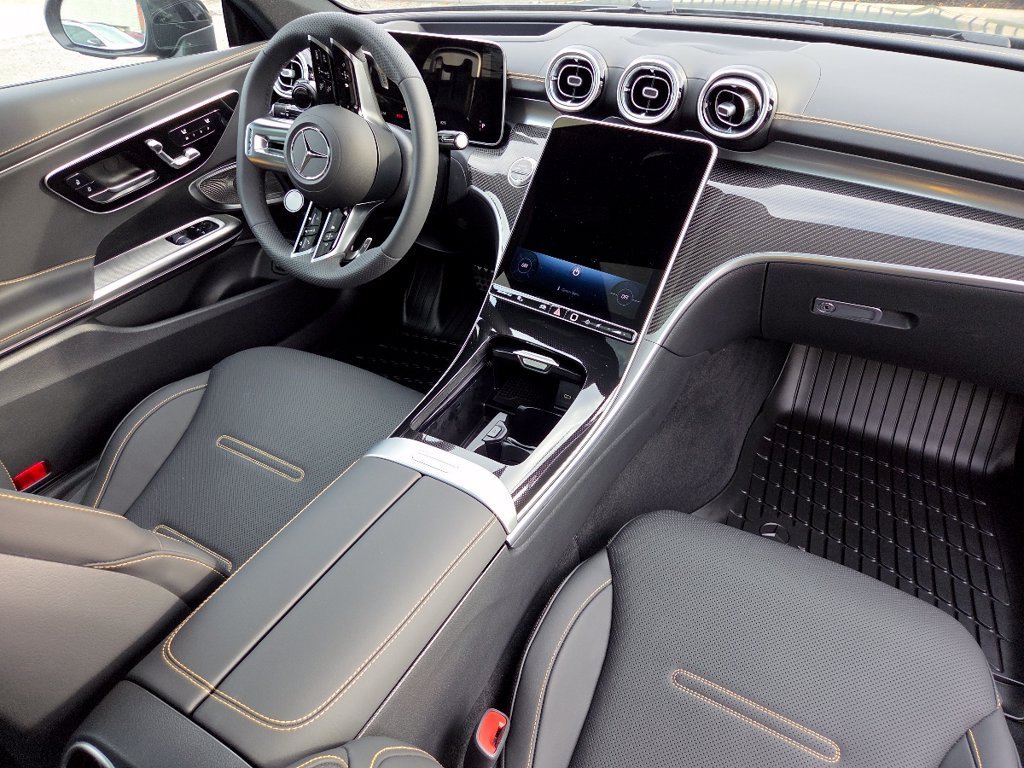 New 2026 MANUFAKTUR exclusive graphite grey magno Mercedes-Benz AMG® CLE 53 4MATIC+ Coupe image 66