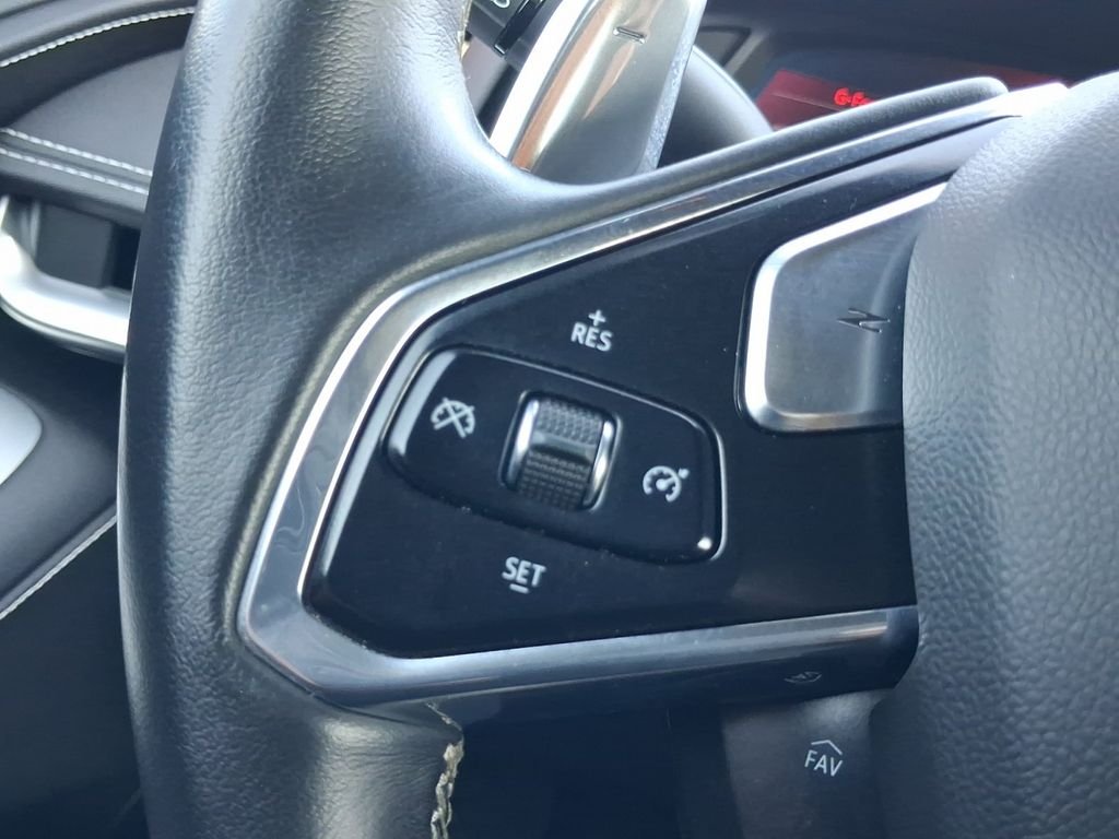 Used 2022 Red Chevrolet Stingray image 12
