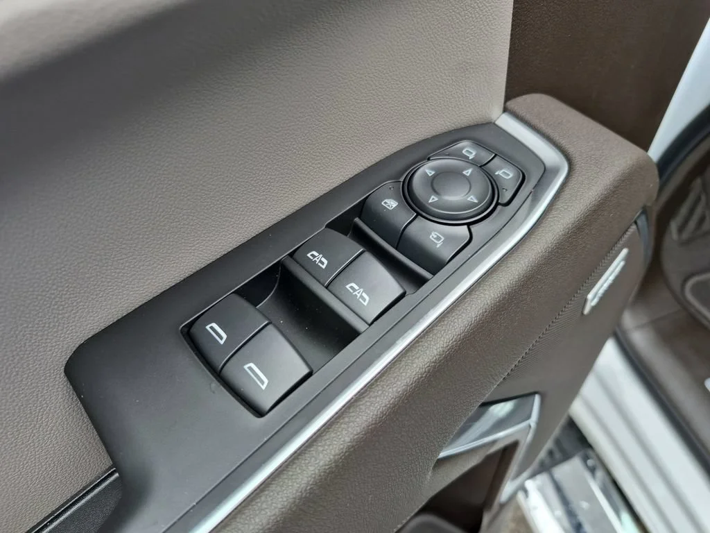 New 2026 Summit White GMC SLT image 21