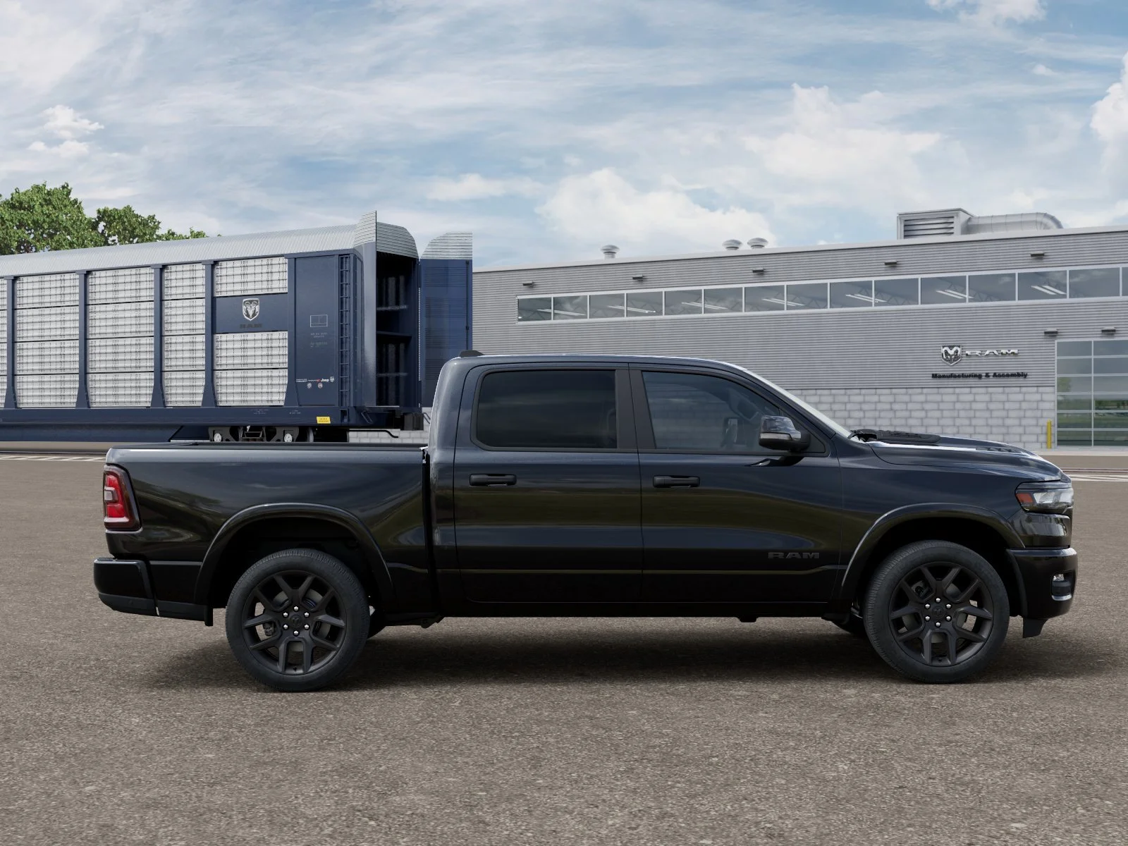 New 2026 Diamond Black Crystal Pearl-Coat Exterior Paint RAM Laramie image 23