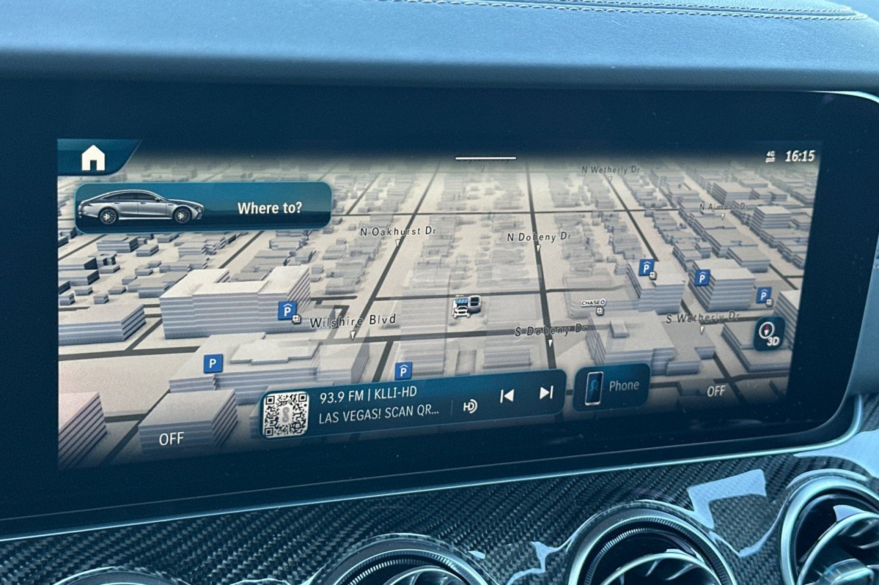 New 2026 MANUFAKTUR Starling Blue Magno Mercedes-Benz AMG® GT 43 4-Door Coupe image 17