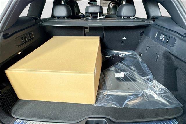 New 2026 Polar White Mercedes-Benz GLC 300 image 54