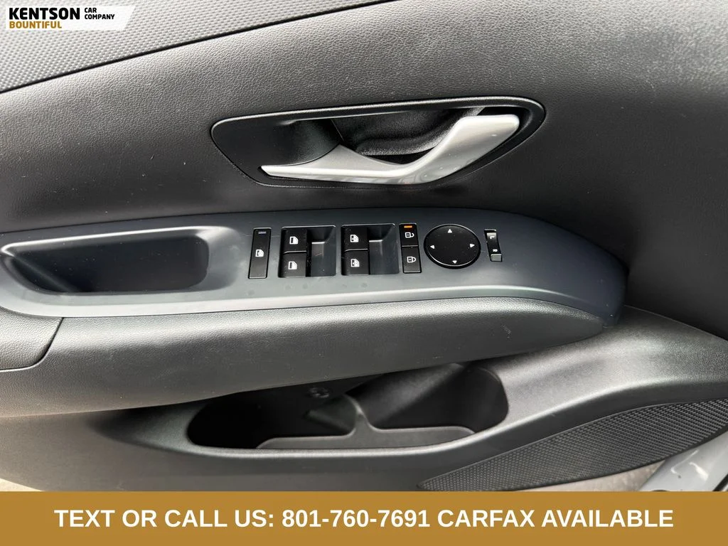 Used 2025 Gray Hyundai SEL image 13