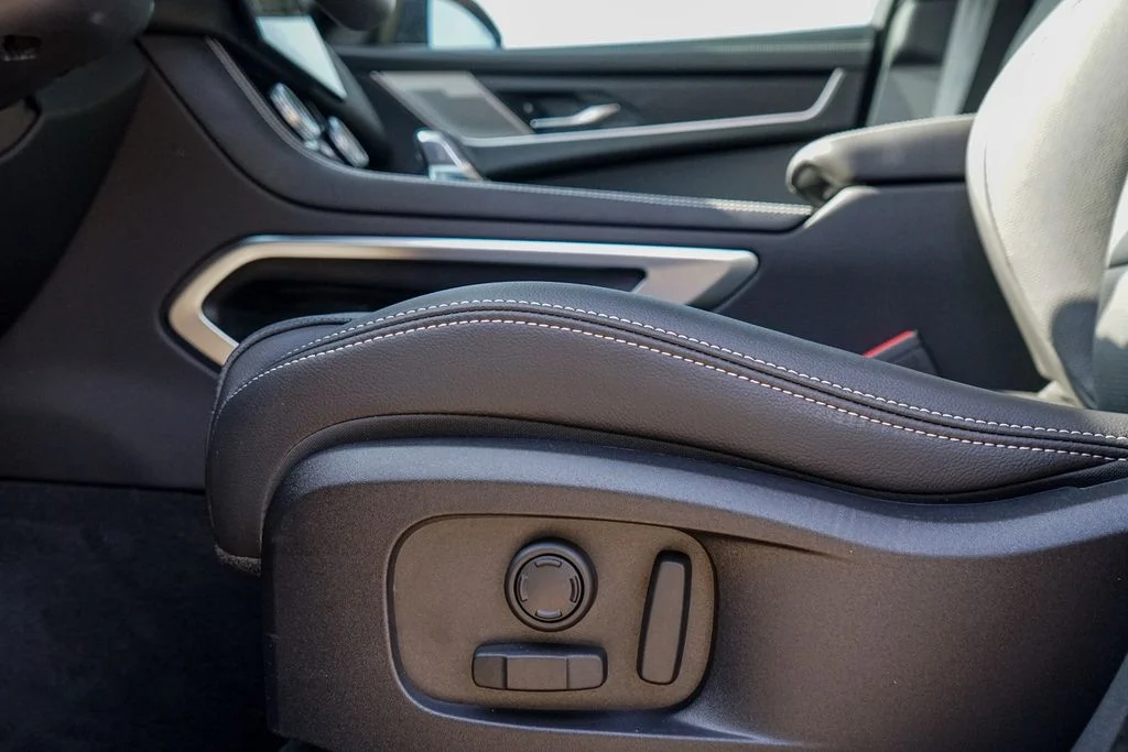 2026 Jaguar F-Pace R-Dynamic S - Photo 25