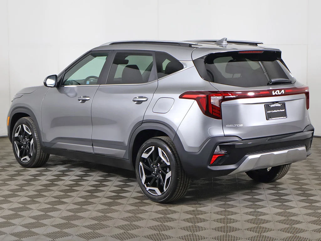 Certified Used 2024 Gray Kia SX image 11