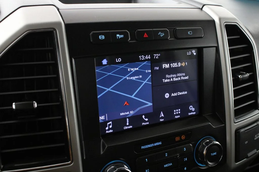 Used 2019 Gray Ford Lariat image 28