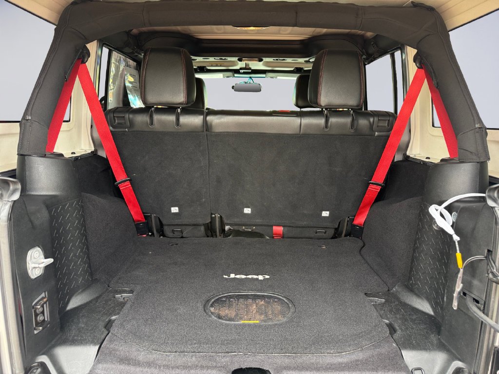 Used 2017 Silver Jeep Unlimited Rubicon Recon image 20