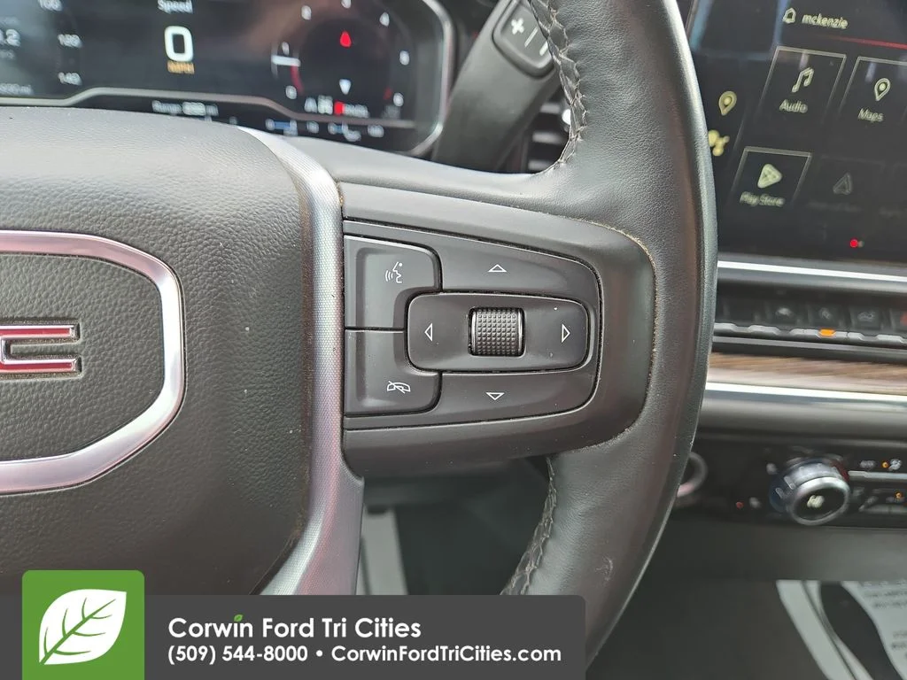Used 2023 Summit White GMC Elevation image 19