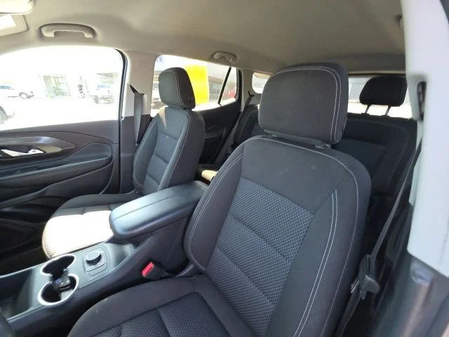 Used 2024 Summit White GMC SLE image 10