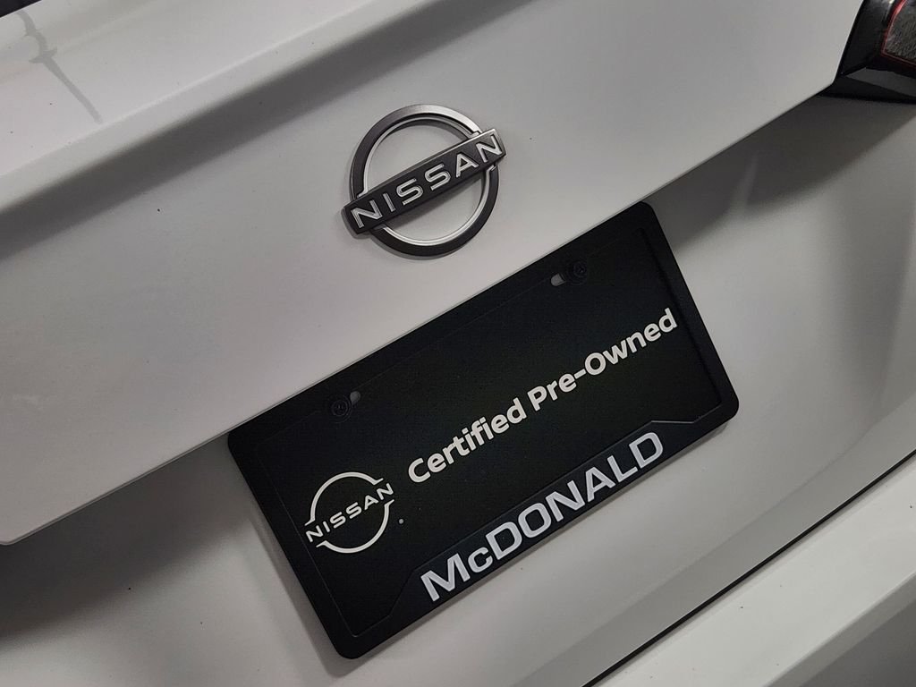 Certified Used 2025 White Nissan 1.6 S image 9