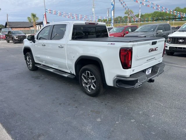 Used 2024 White GMC SLT image 38