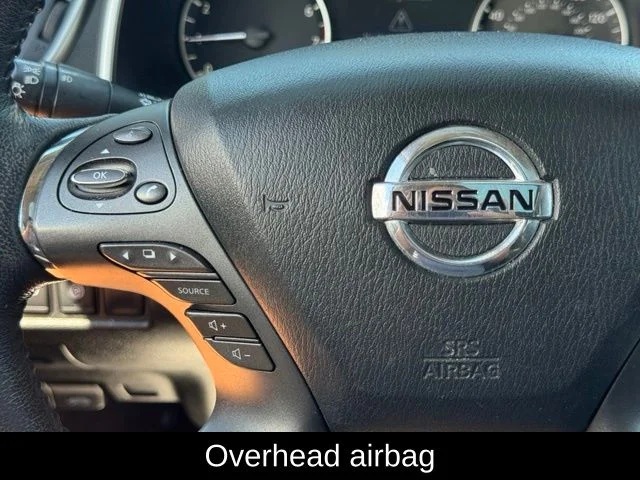 Used 2019 Black Nissan Platinum image 29