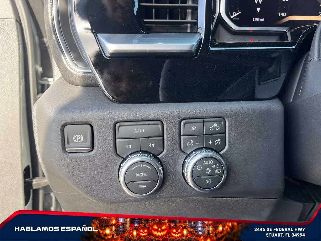New 2026 Sterling Metallic GMC Elevation image 24