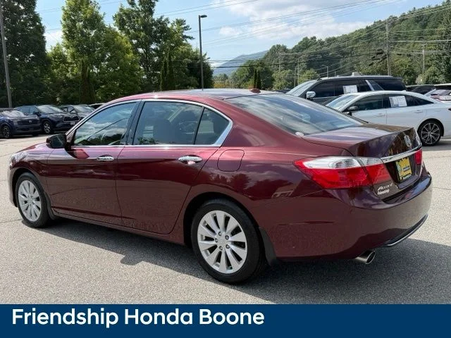 Used 2013 Red Honda EX-L image 7