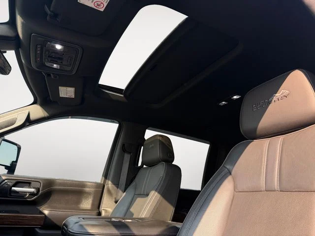 Used 2021 Black Chevrolet High Country image 12