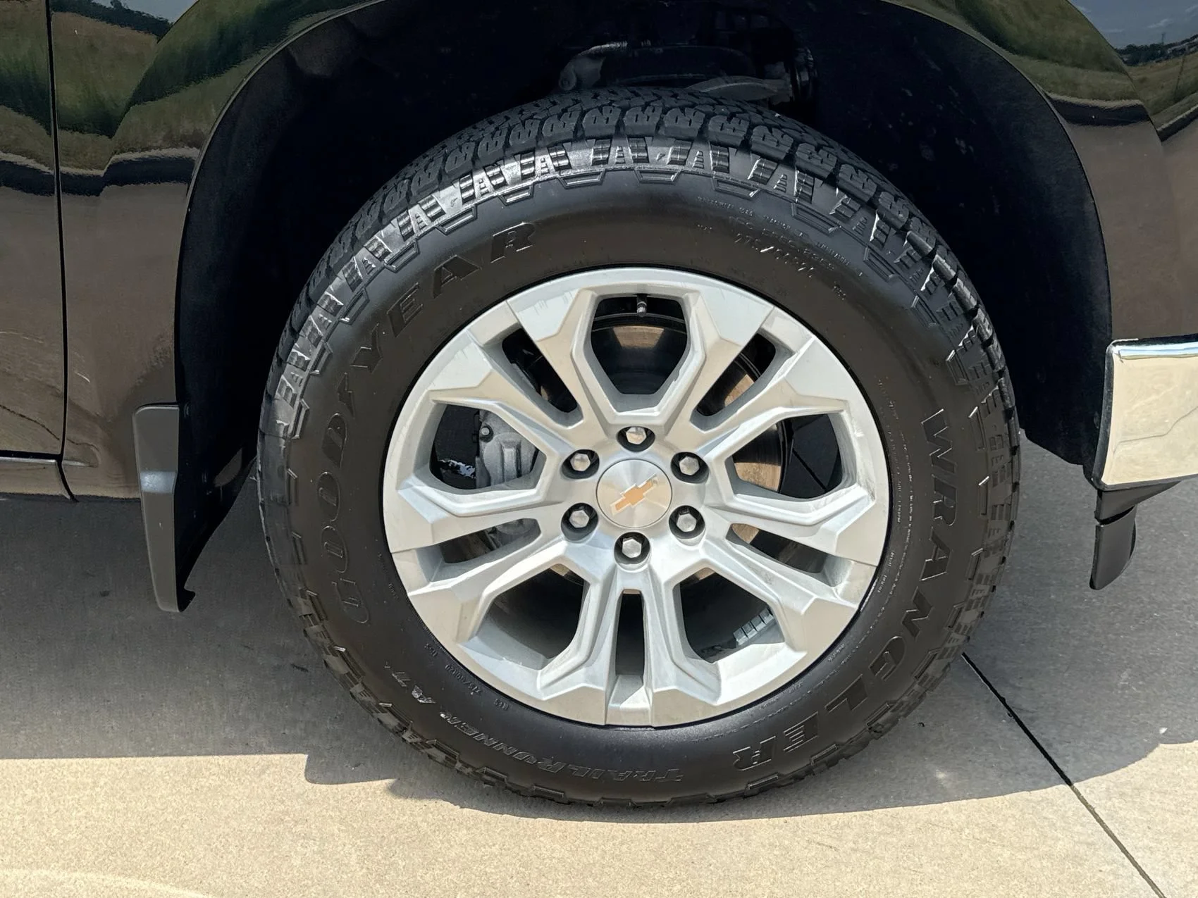Used 2025 Black Chevrolet LTZ image 10