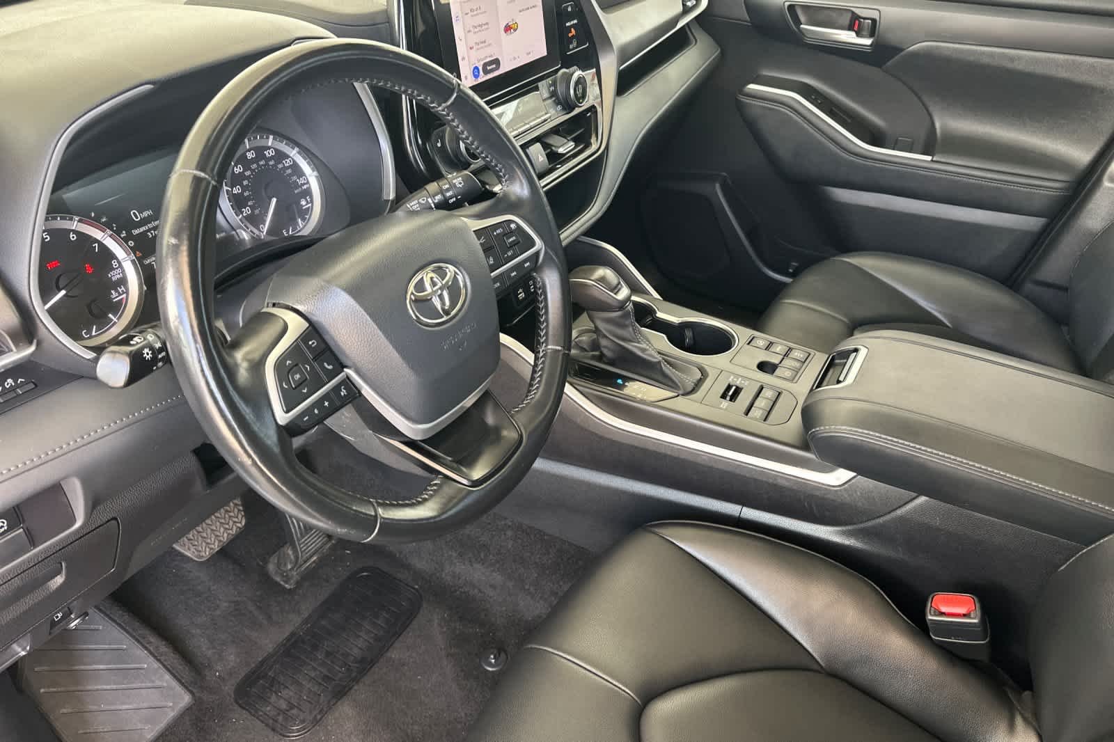 Certified Used 2023 Celestial Silver Metallic Toyota XLE image 10
