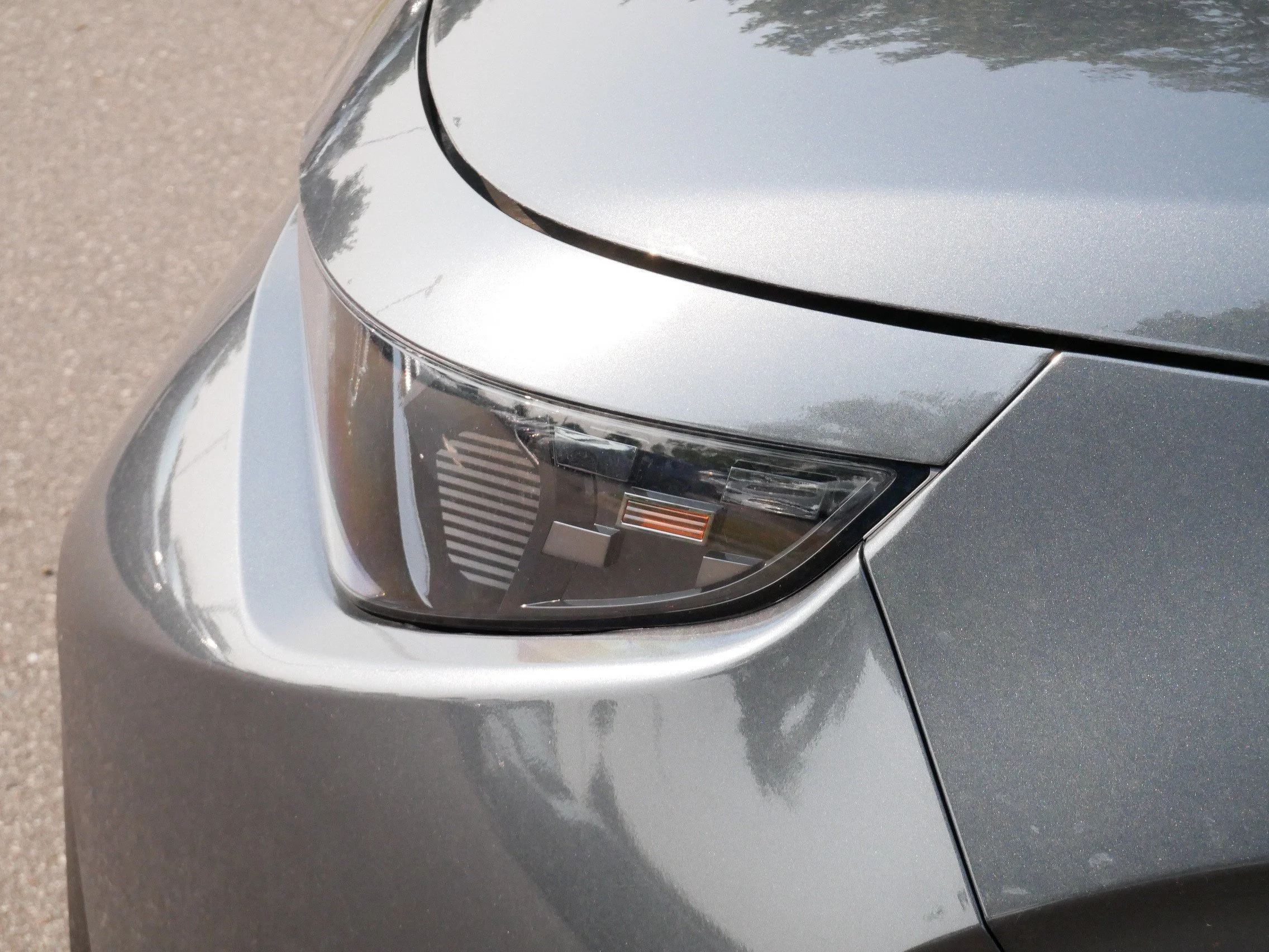 Used 2023 Gravity Gray Kia GT-Line image 15
