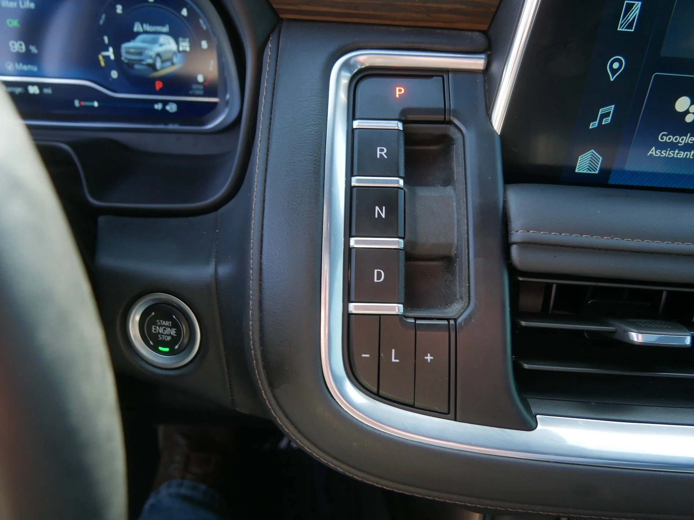 Used 2024 Black Chevrolet High Country image 36
