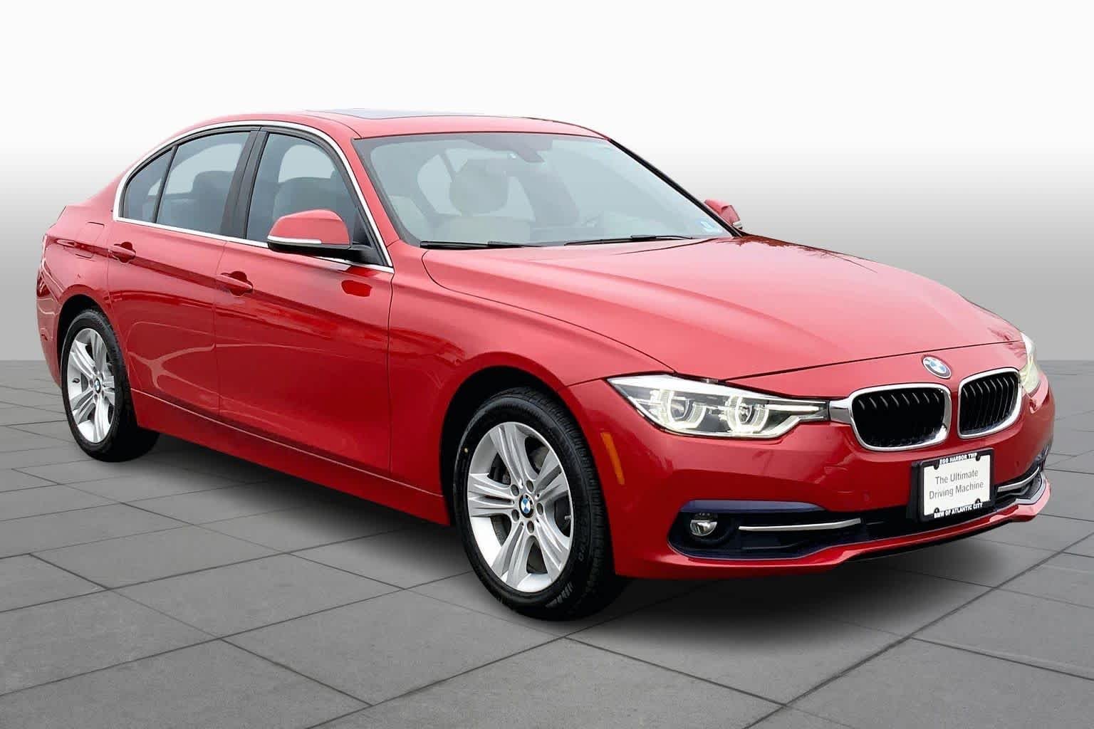 Used 2018 BMW 3 Series 330i with VIN WBA8D9C54JEM33308 for sale in Egg Harbor Township, NJ