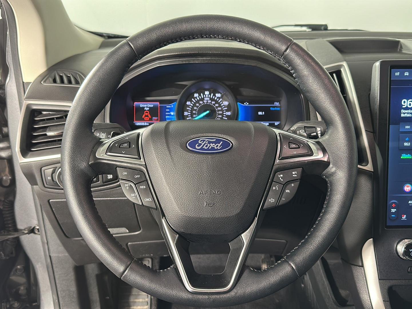 Used 2024 Carbonized Gray Ford SEL image 4
