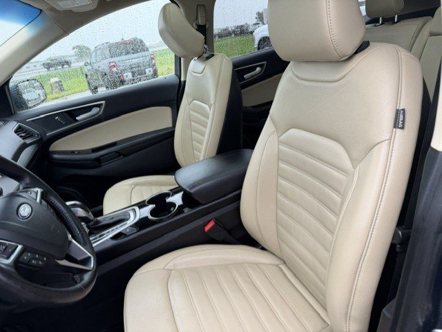 Used 2018 Blue Metallic Ford SEL image 10