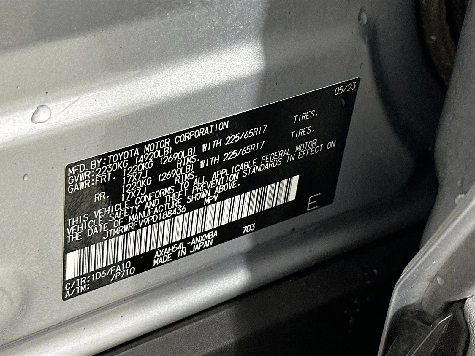 Used 2023 Silver Toyota XLE image 33