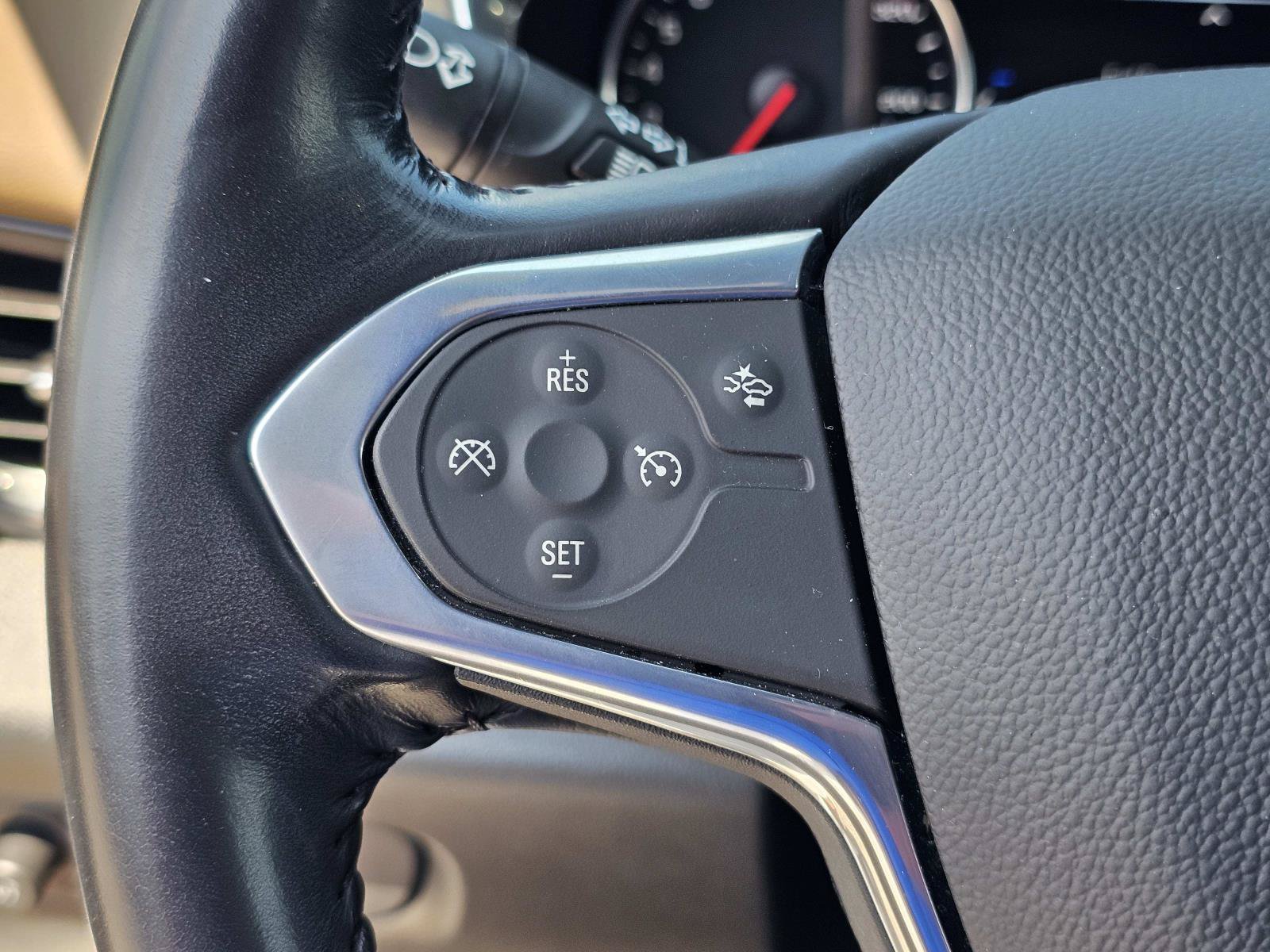 Used 2022 Summit White Chevrolet Premier image 22