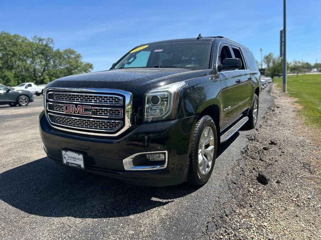 Used 2019 Black GMC SLT image 43