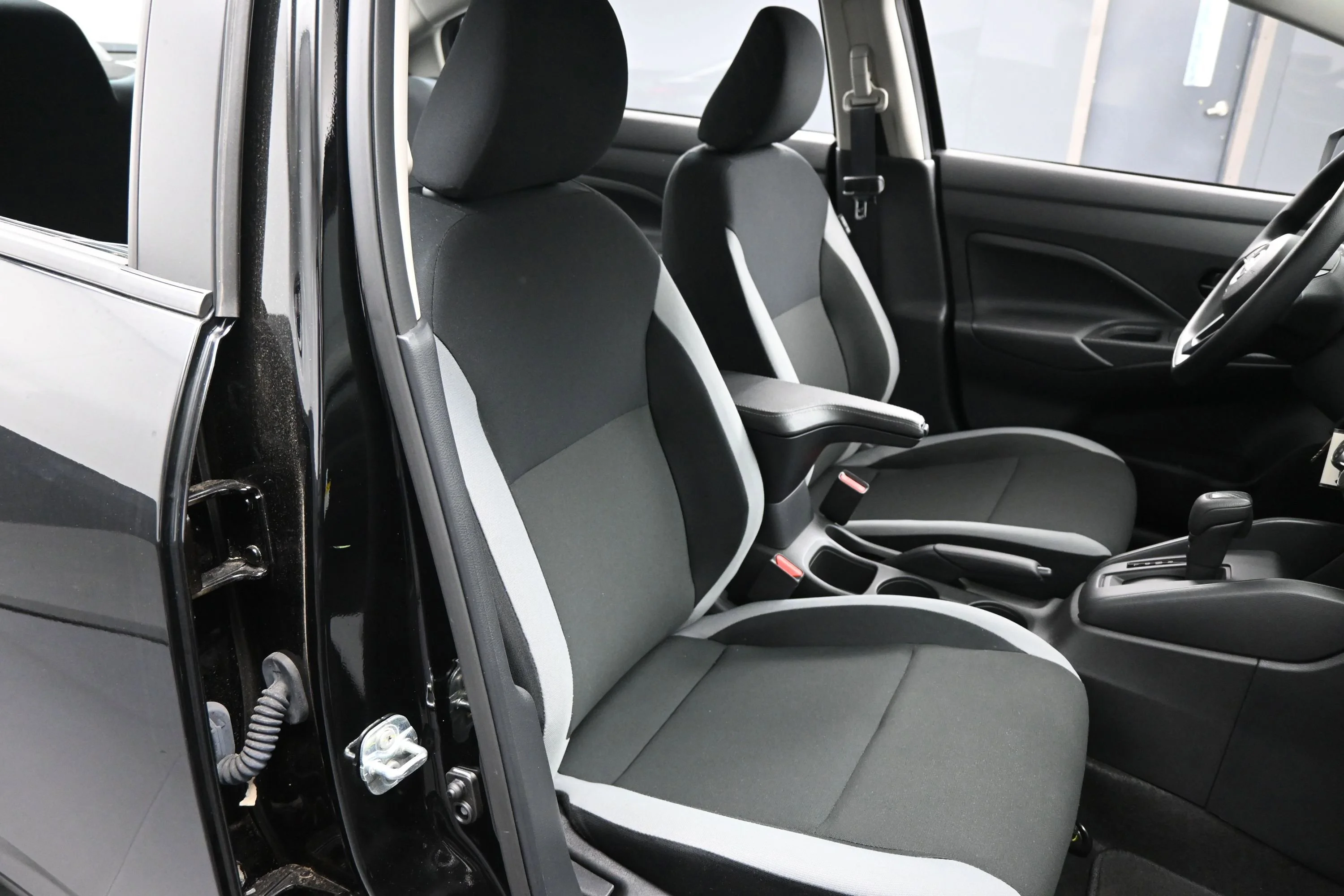 2025 Nissan Versa Sedan S - Photo 14