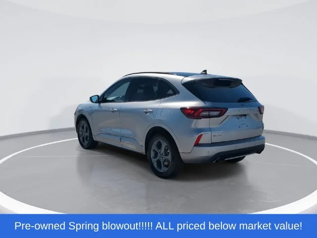 Used 2023 Silver Ford ST-Line image 6