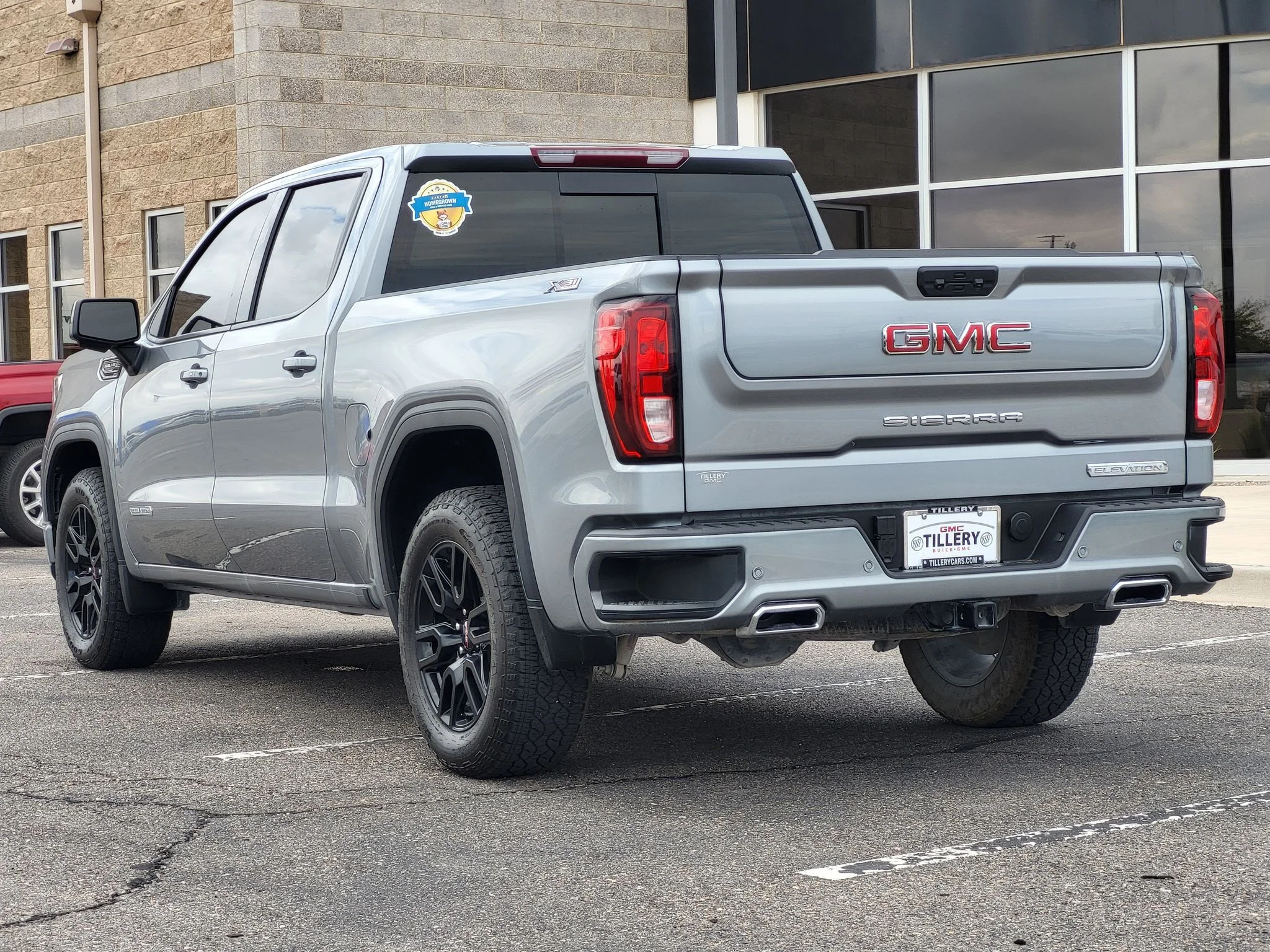 Used 2025 Sterling Metallic GMC Elevation image 5