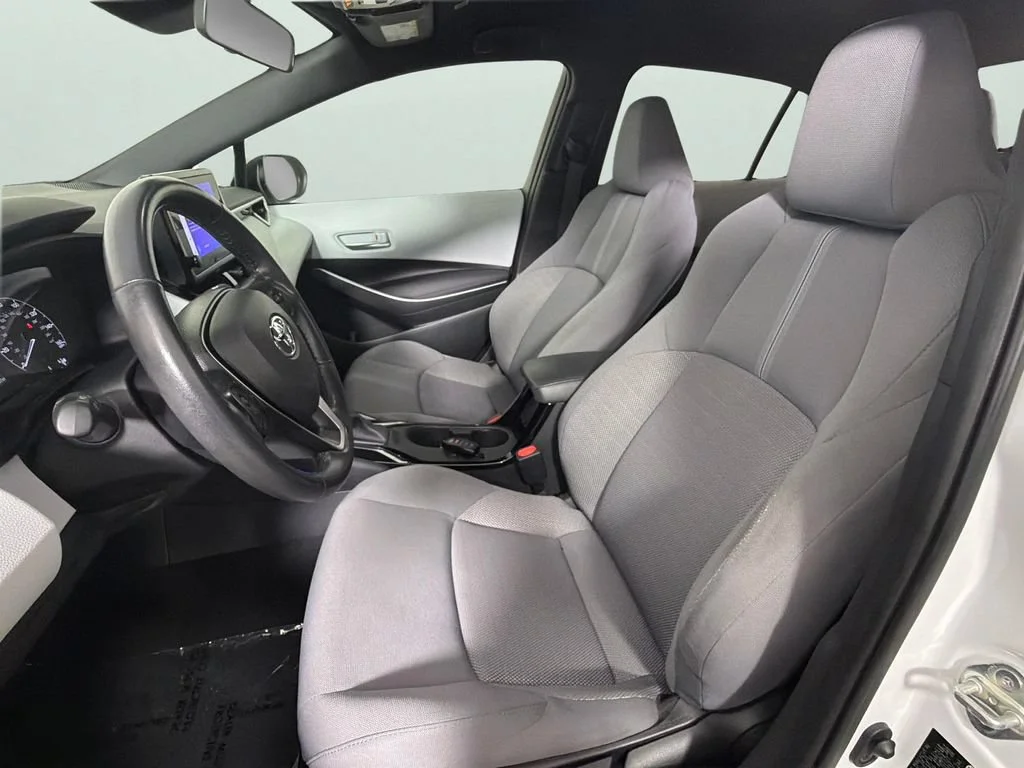 Used 2023 White Toyota SE image 17