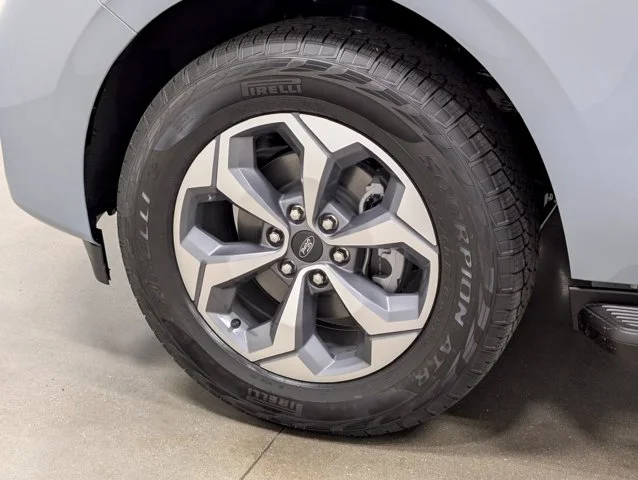 New 2027 Glacier Gray Metallic Tri-Coat Ford Active image 35