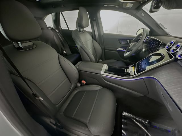 New 2026 Cirrus Silver Metallic Mercedes-Benz GLC 300 image 28
