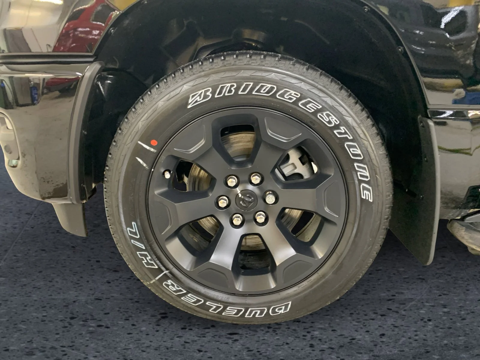 New 2026 Diamond Blk Crystal Pearl Ram Sport image 9