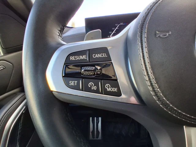 Used 2024 White BMW xDrive40i image 13